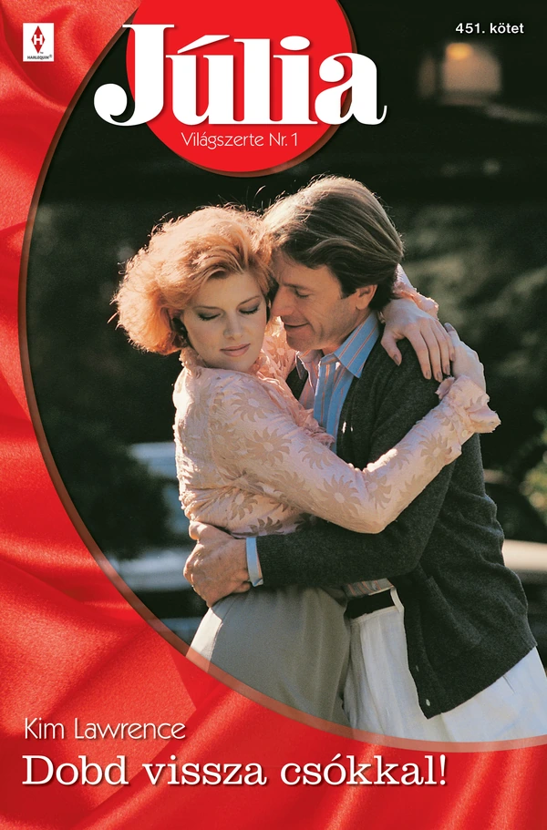 Borító: Júlia 451.