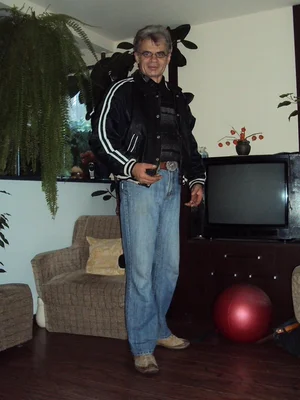 Borító: A szőrös nyelvről, nyelves pusziról és egyebekről